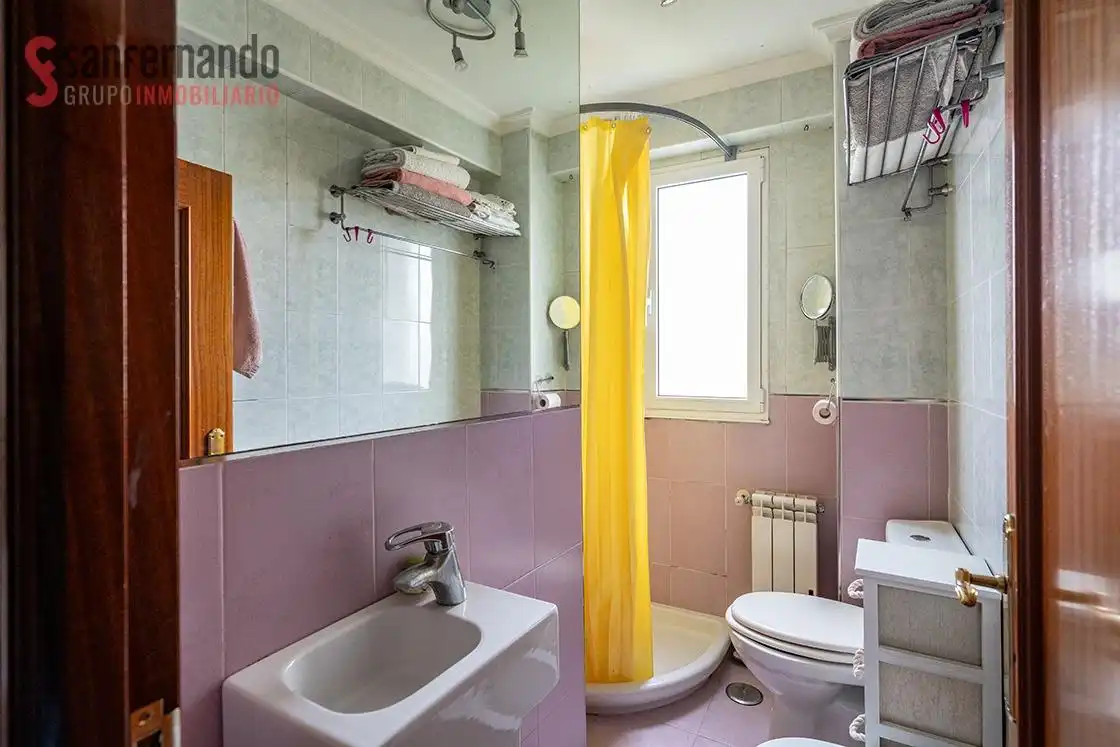 Bathroom of Flat for sale in Santander  with Heating