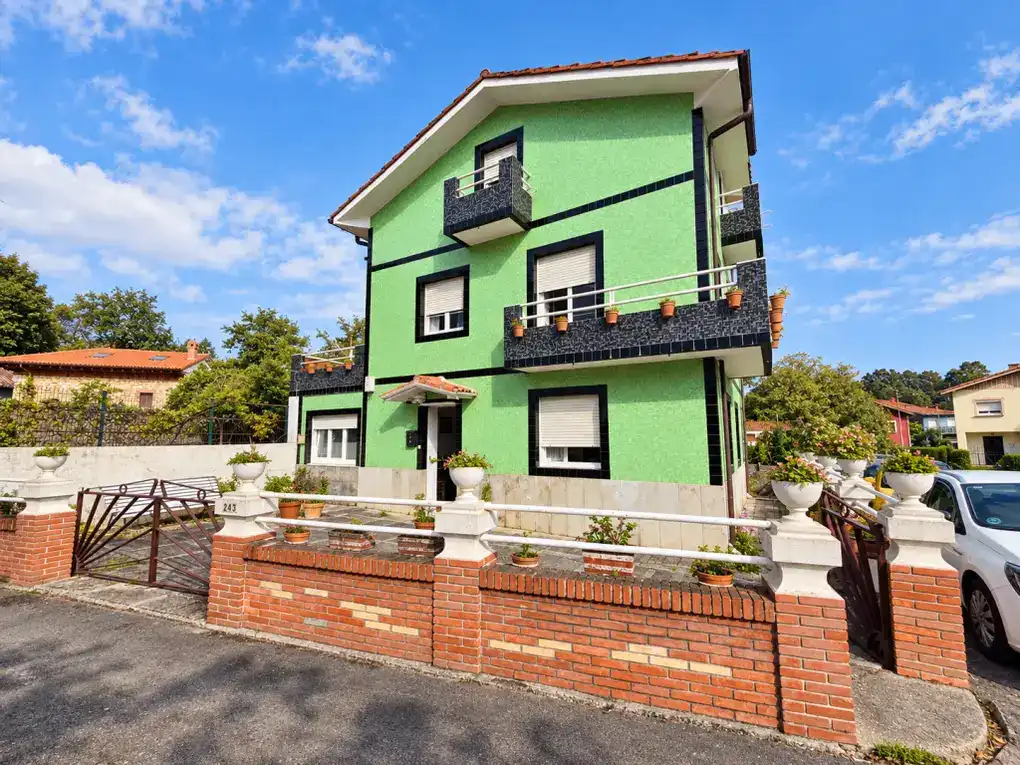Maison avec terrasse à vendre à Nueva de Llanes