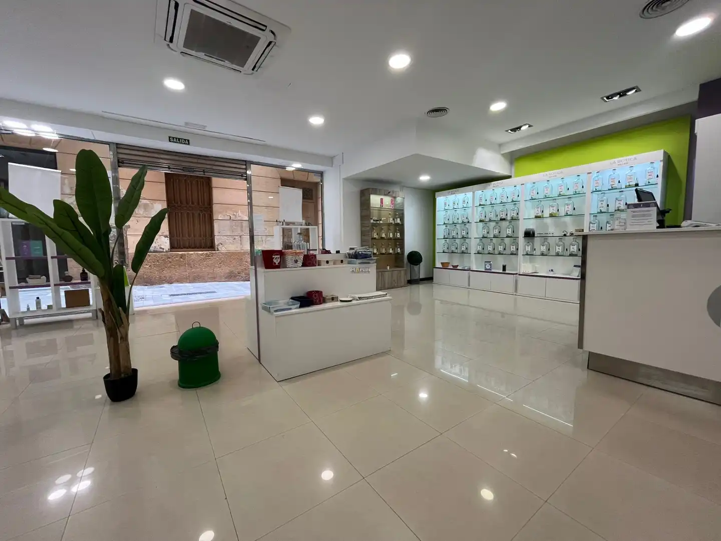 Local comercial de lloguer a Calle San Fernando, imagen 5