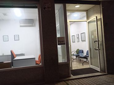 Local comercial en venta en Calle PERIODISTA JOSE L CORDOBA