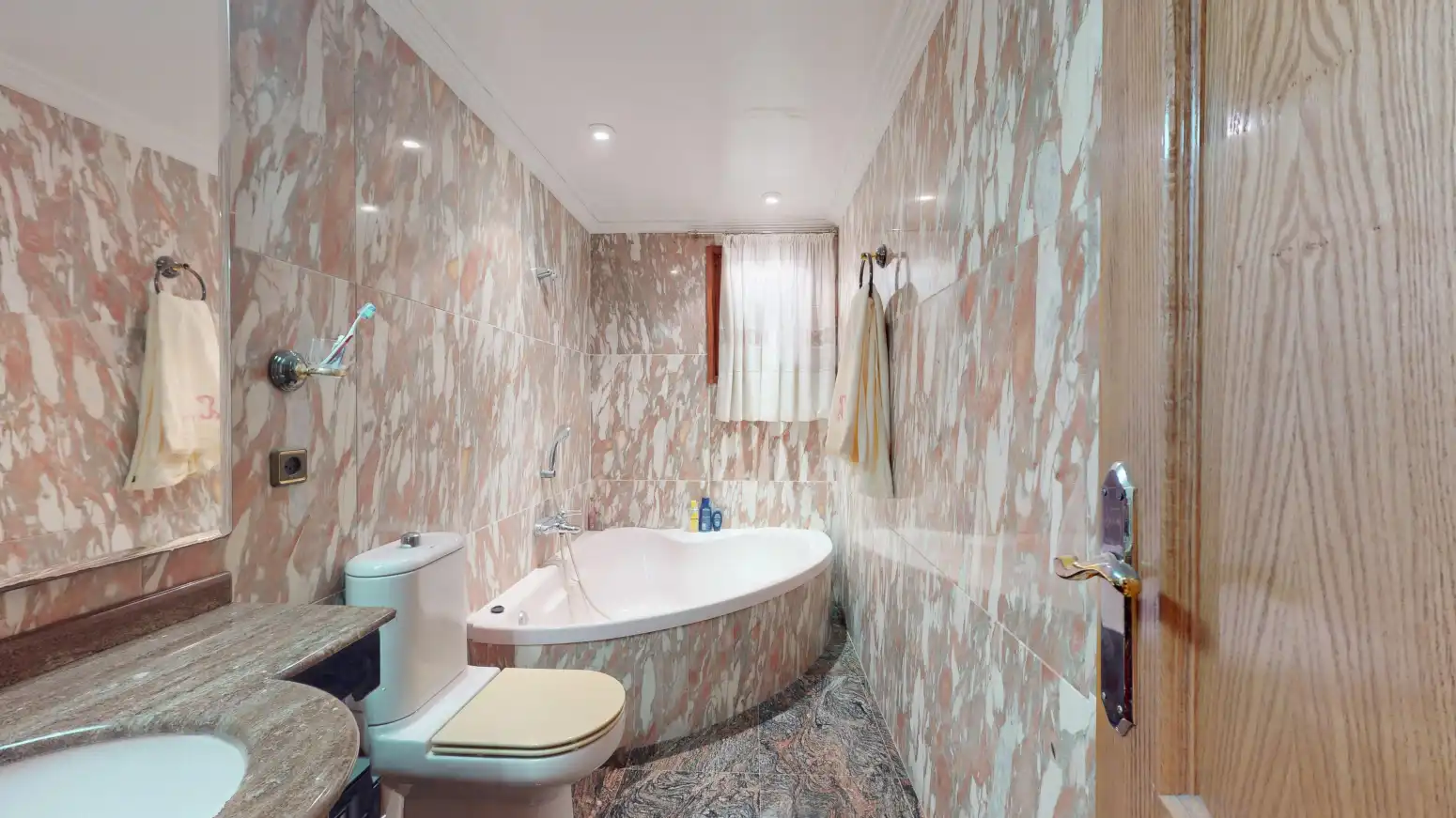 Baño de Piso en venta en Crevillent