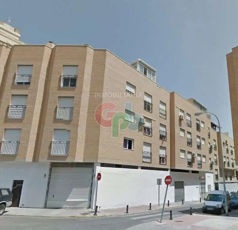 Außenansicht von Wohnung zum Verkauf in El Ejido mit Terrasse und Abstellraum