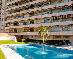 Piscina de Pis en venda en  Barcelona Capital amb Terrassa i Balcó