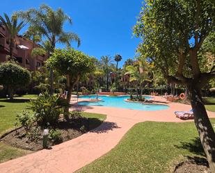 Piscina de Apartament en venda en Marbella amb Aire condicionat, Terrassa i Traster