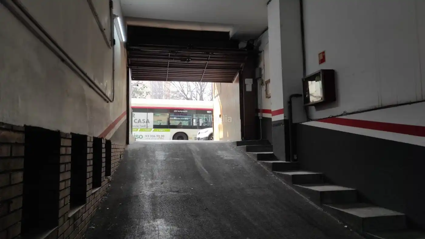 Individuel à vendre à Carrer d'Alí Bei 32