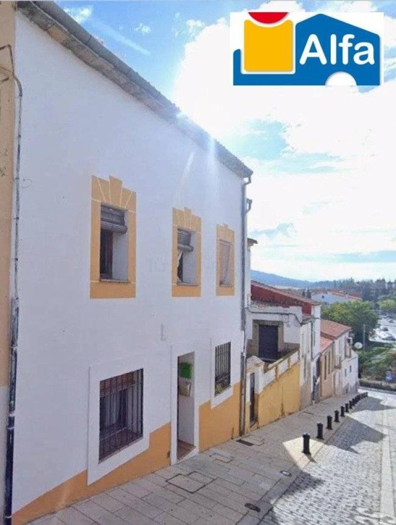 Exterior view of Apartment for sale in Cáceres Capital  with Heating, Private garden and Furnished