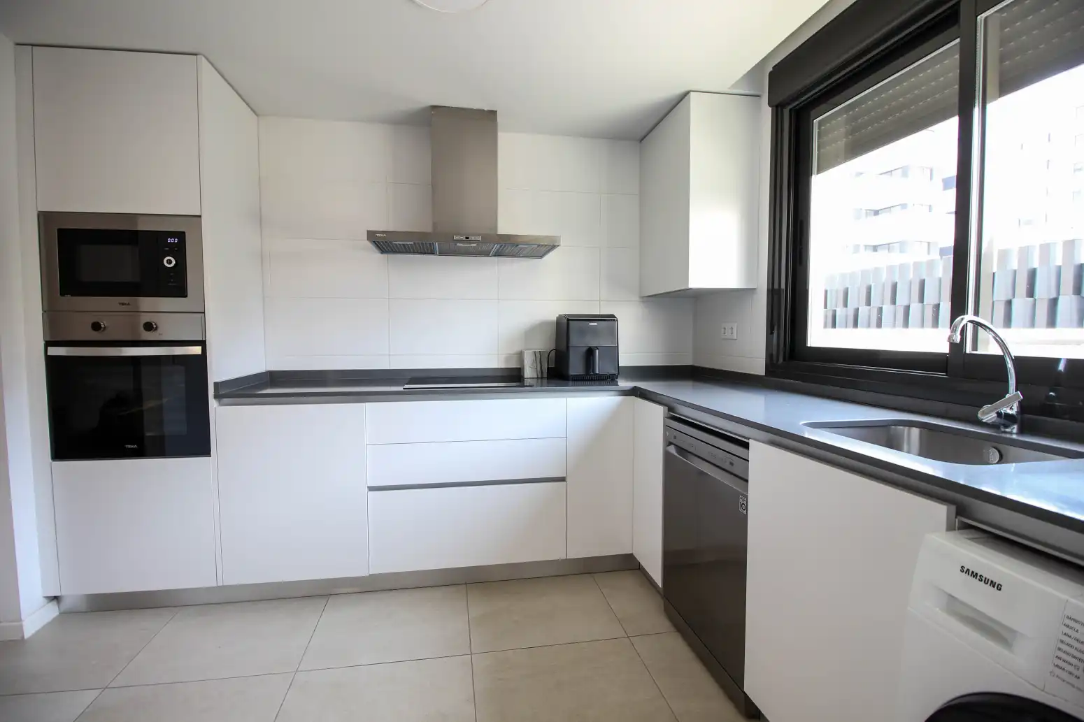 Kitchen of Detached homes for sale in Sagunto / Sagunt  with Air Conditioner, Heating and Private garden