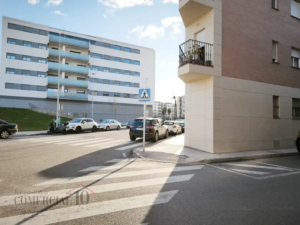Individual de lloguer a Calle Linares, imagen 3