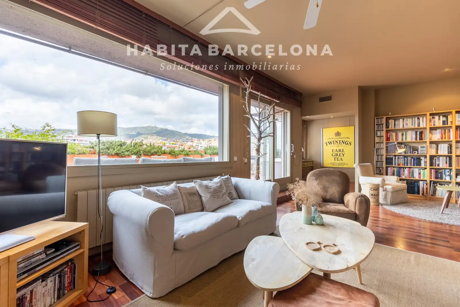 Vista exterior de Piso de alquiler en Barcelona con Aire acondicionado, Calefacción y Parquet