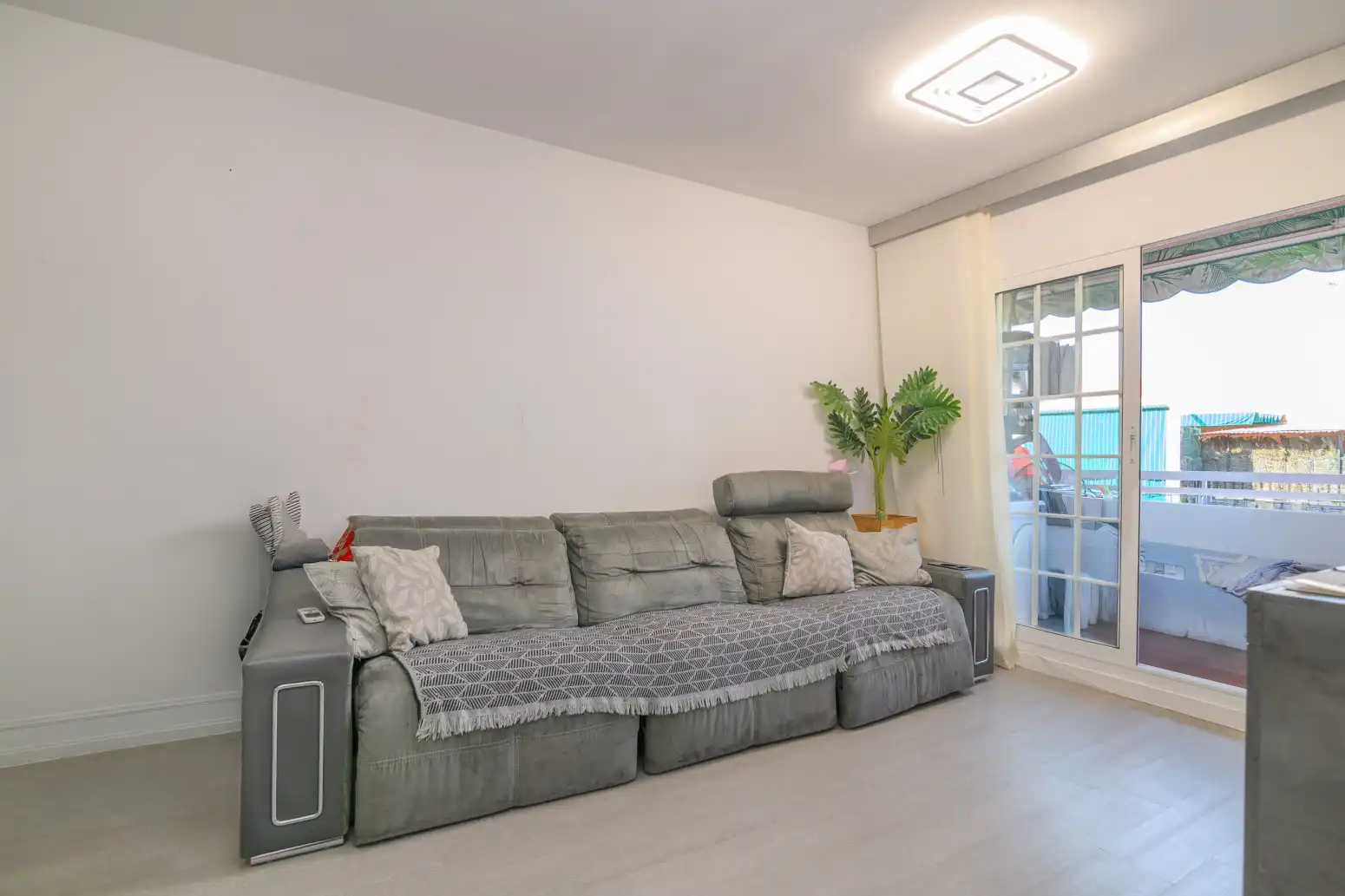 Sala d'estar de Pis en venda en Viladecans amb Aire condicionat, Calefacció i Parquet