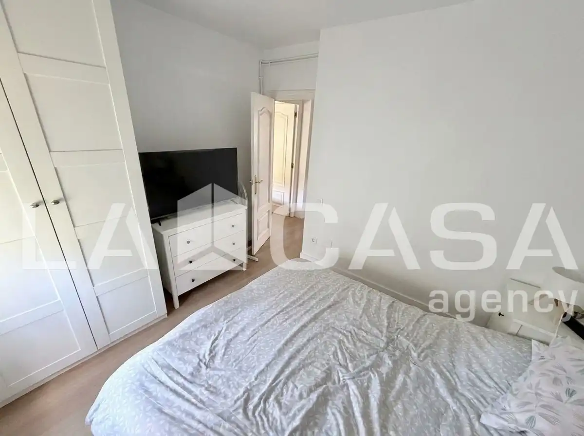 Bedroom of Flat for sale in Barcelona  with Balcony