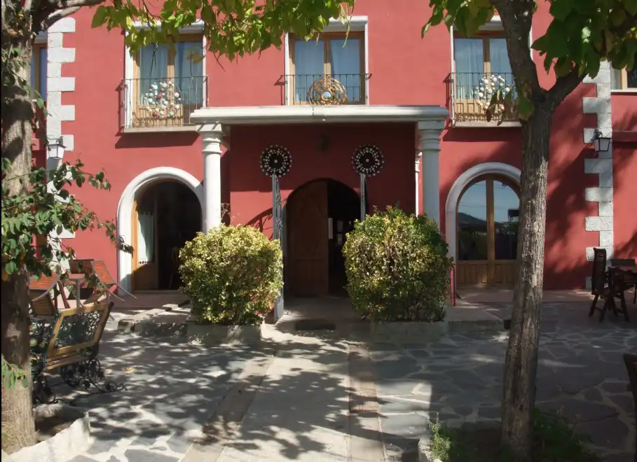 Gebäude zum Verkauf in Robledo de Chavela