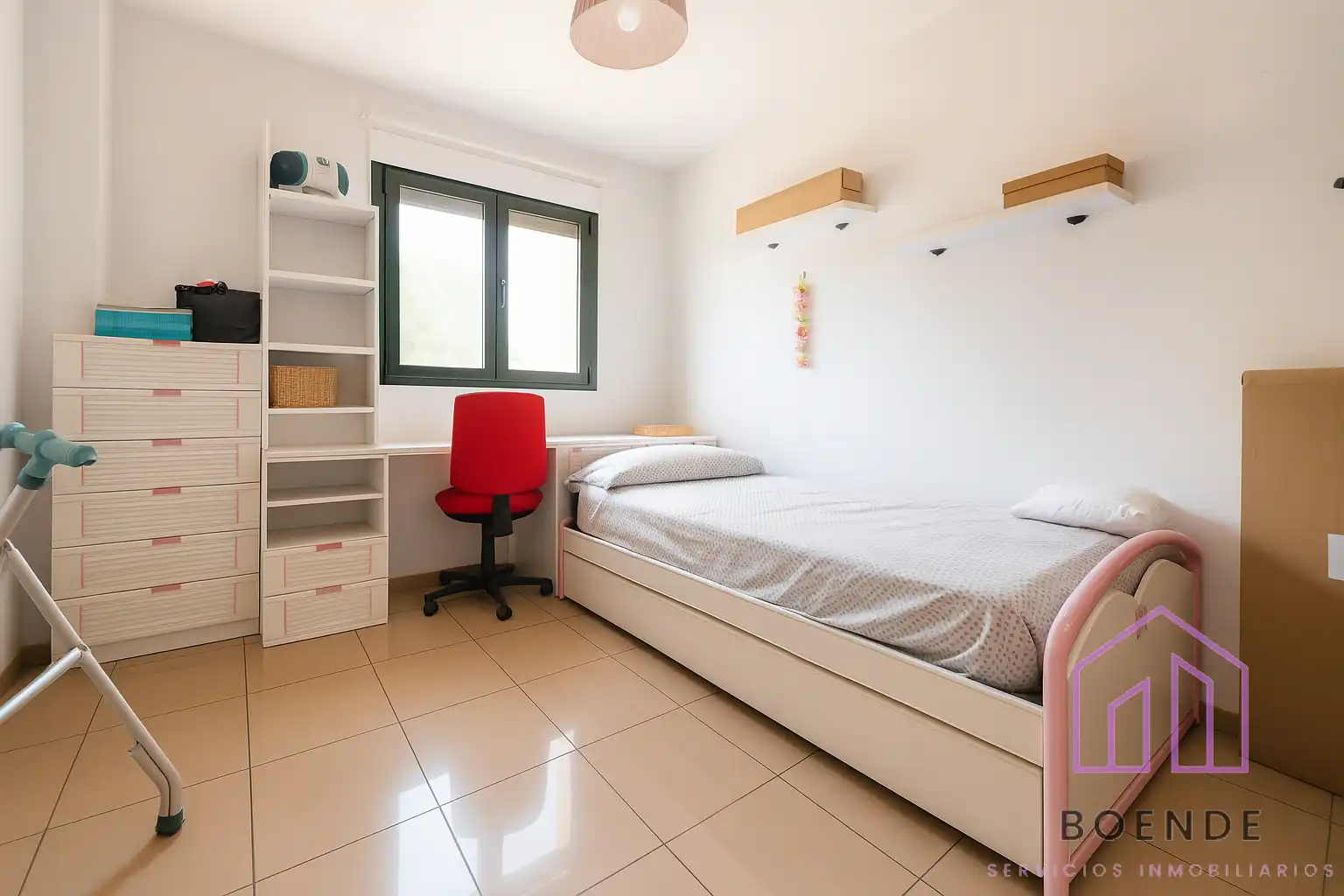 Bedroom of Houses for sale in Campo Real  with Air Conditioner, Heating and Private garden
