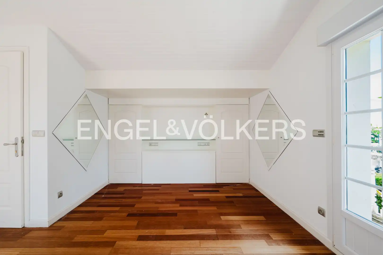 Comedor de Finca rústica en venta en Hendaye con Aire acondicionado, Calefacción y Jardín privado