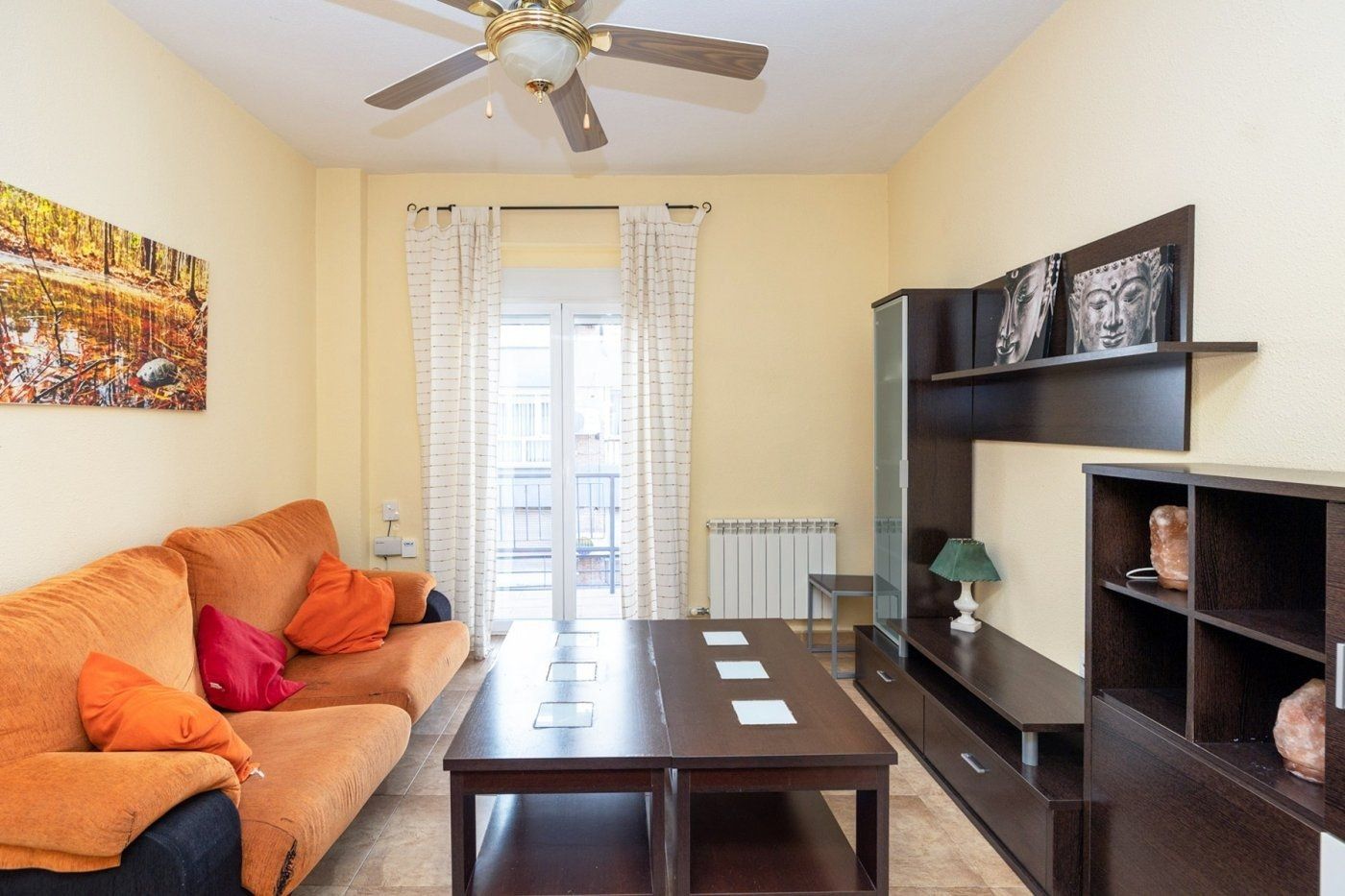 Living room of Flat for sale in  Granada Capital  with Heating and Balcony