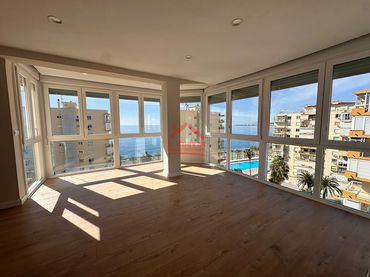 Apartament amb piscina en venda a Algarrobo pueblo