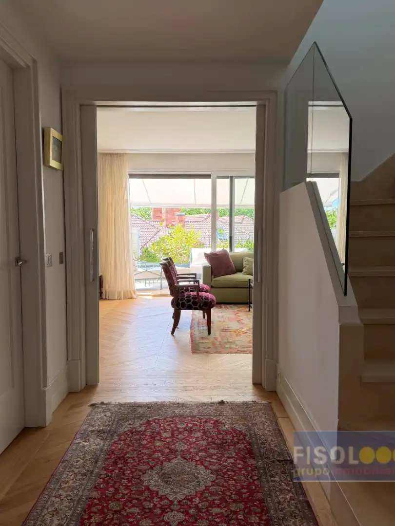 Sala d'estar de Àtic en venda en Madrid amb Aire condicionat, Calefacció i Terrassa