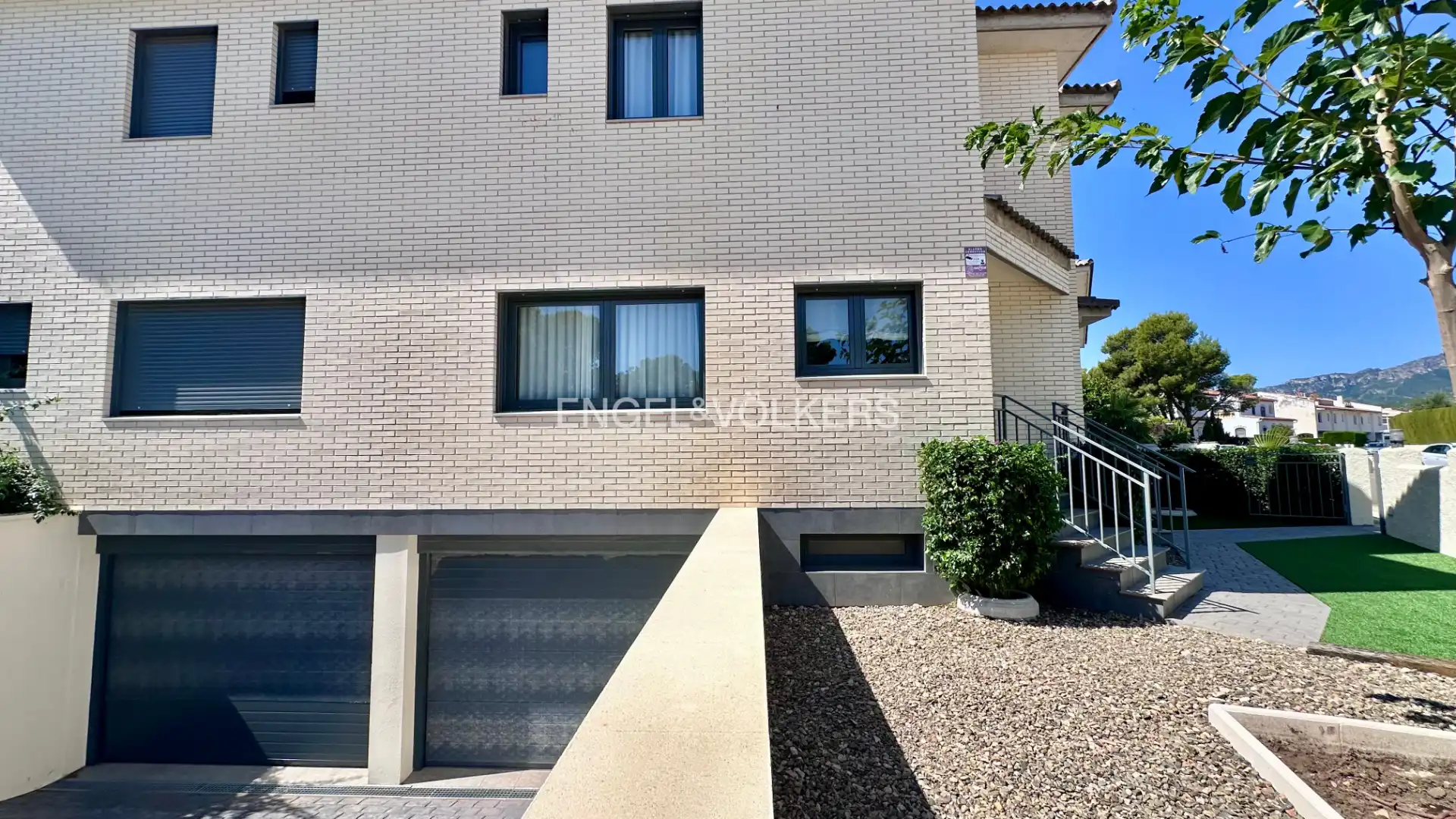 Doppelhaushälfte mit Pool zum Verkauf in Carrer de la Magnòlia 37, imagen 5
