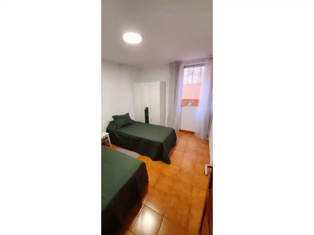Habitación de Piso en venta en El Rosario con Terraza y Piscina