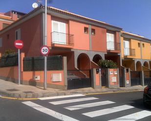 Vista exterior de Casa adosada en venda en San Cristóbal de la Laguna