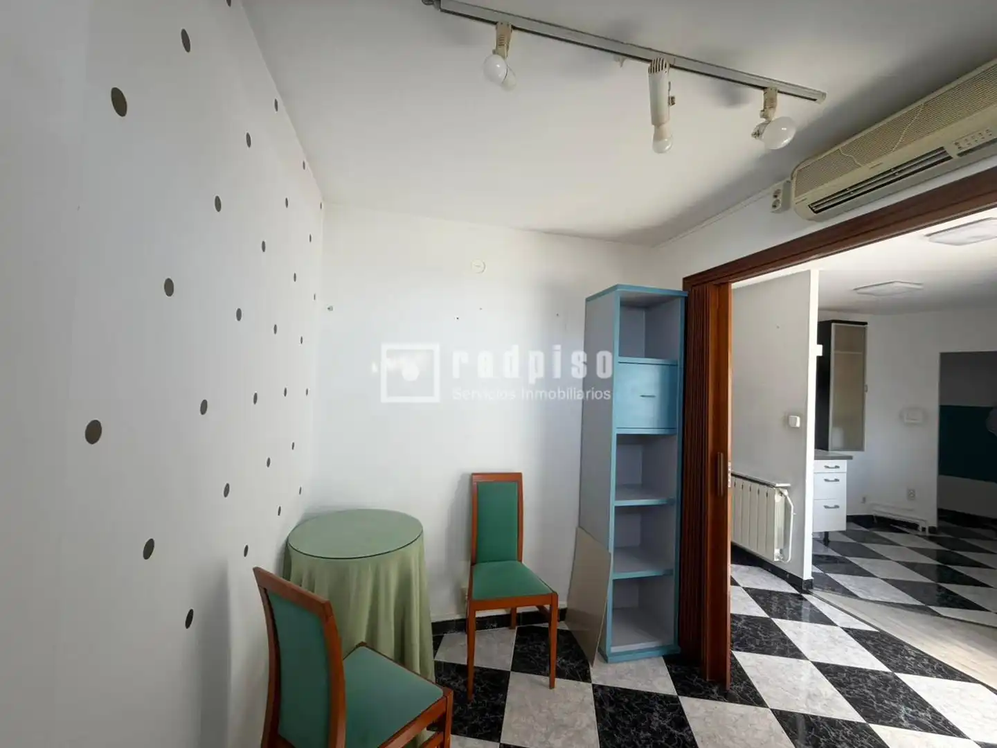 Habitación de Piso en venta en Madrid con Aire acondicionado, Terraza y Trastero