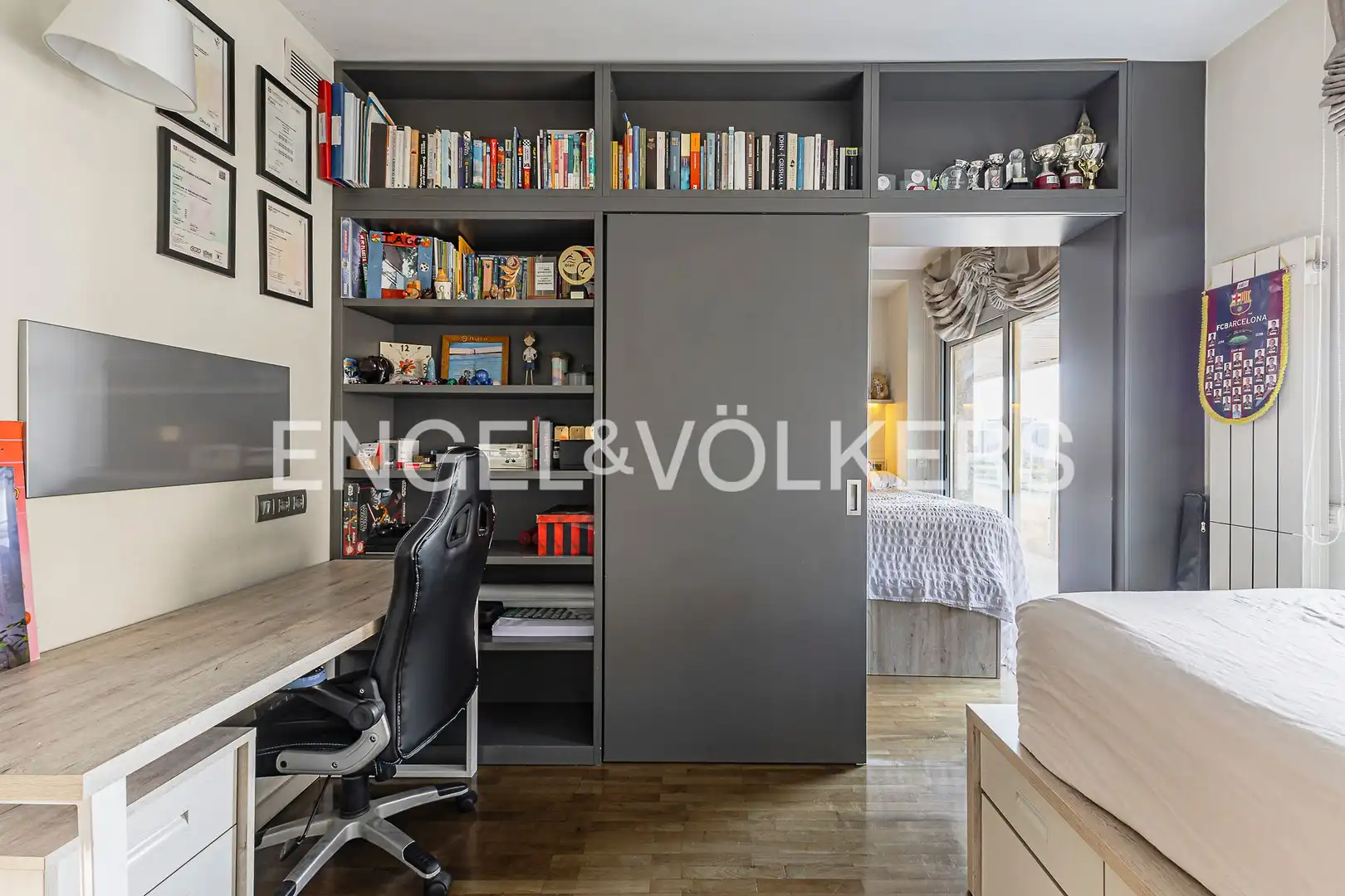 Habitación de Piso en venta en Barcelona con Aire acondicionado, Calefacción y Jardín privado