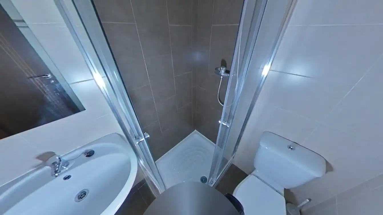 Badezimmer von Wohnung zum Verkauf in Elda