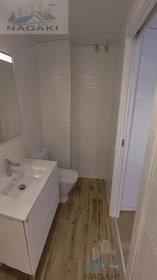 Badezimmer von Haus oder Chalet zum Verkauf in El Papiol mit Parkett und Terrasse