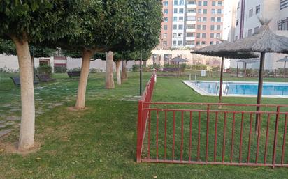 Swimming pool of Flat to rent in  Valencia Capital  with Furnished, Oven and Washing machine