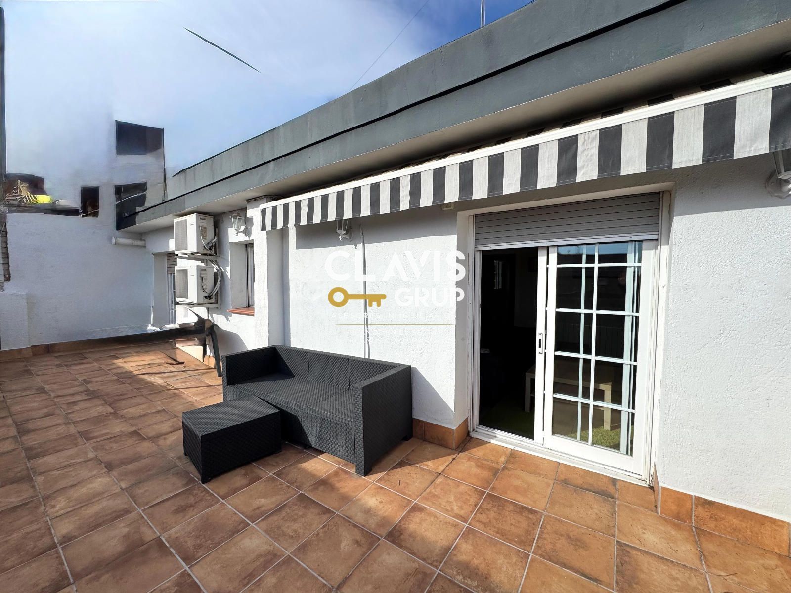 Terrasse von Dachboden zum Verkauf in  Barcelona Capital mit Klimaanlage, Heizung und Parkett