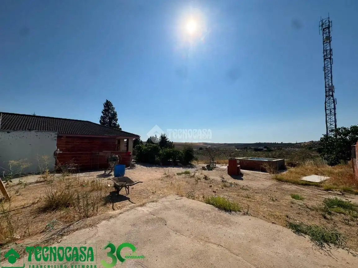 Casa o xalet en venda en Albarreal de Tajo amb Traster i Moblat