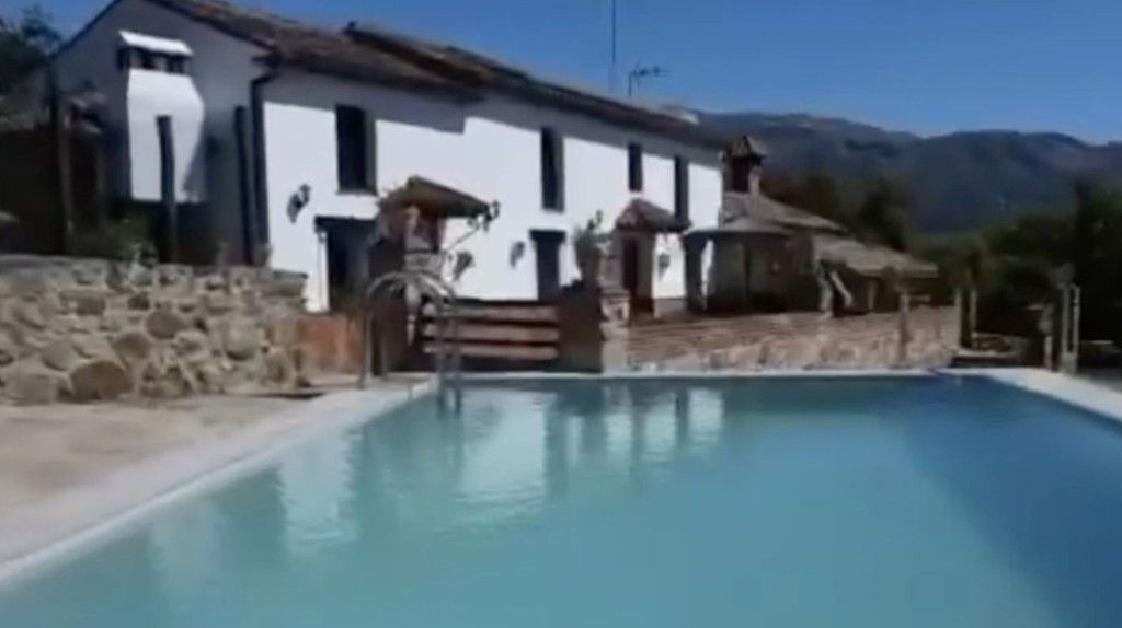 Piscina de Finca rústica en venda en Cortes de la Frontera amb Jardí privat, Terrassa i Piscina