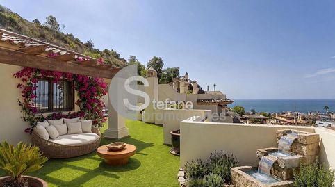CHALET CON PISCINA PRIVADA, EN RECINTO MUY EXCLUSIVO, EN CONJUNTO RESIDENCIAL