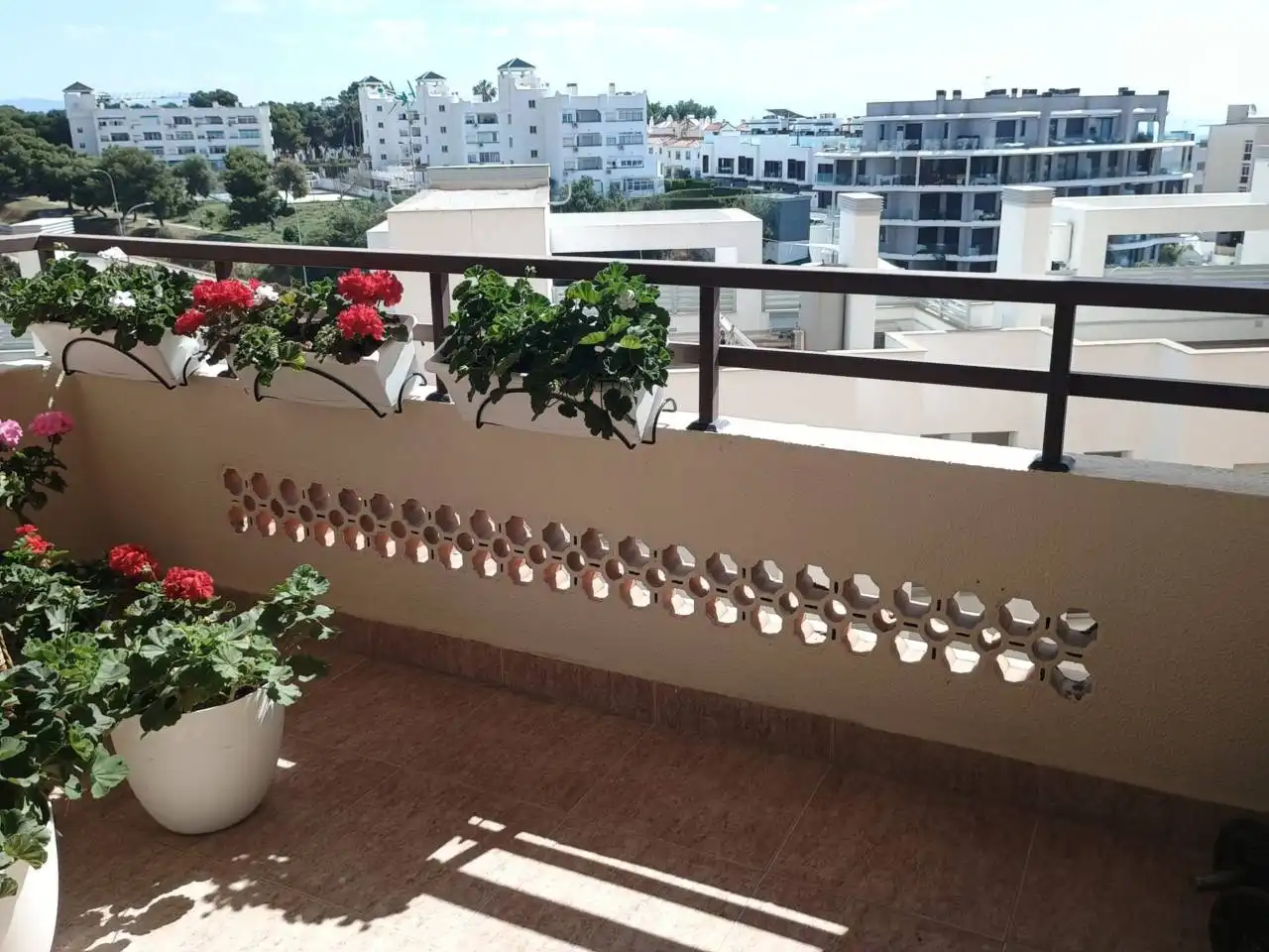Apartament amb terrassa en venda a El Pinillo, imagen 9