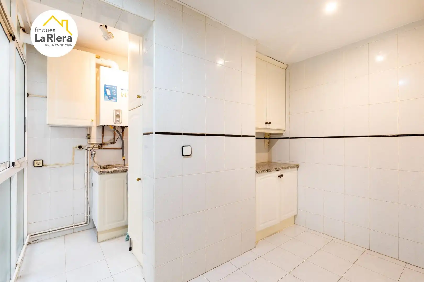 Cocina de Piso en venta en Arenys de Mar con Calefacción, Parquet y Balcón