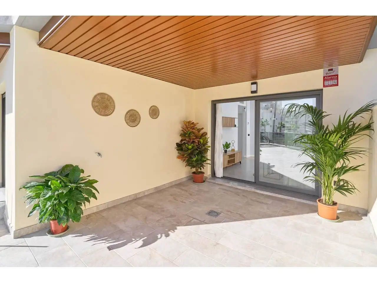 Terraza de Piso en venta en Torrox con Terraza, Trastero y Piscina comunitaria