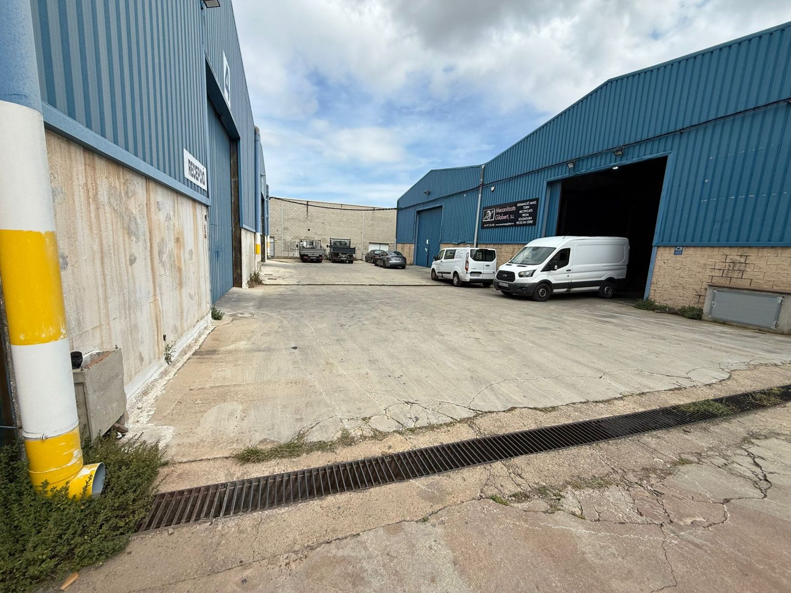Vista exterior de Nave industrial en venta en Constantí