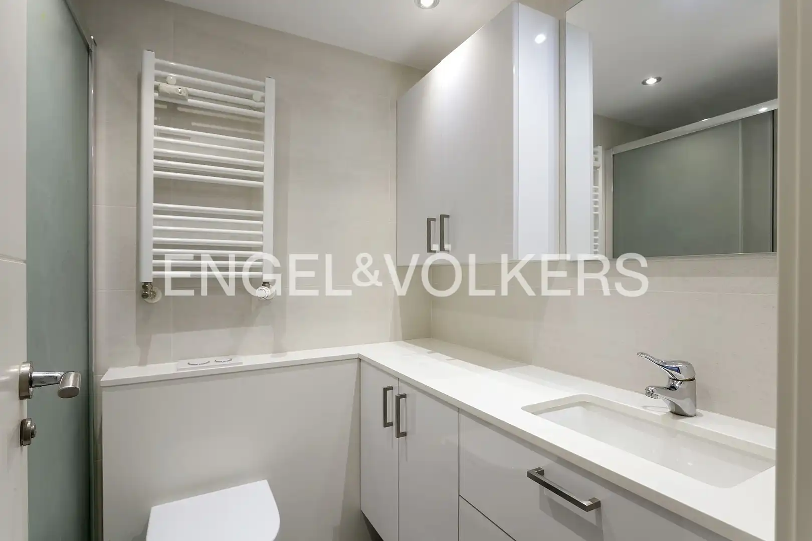 Baño de Piso en venta en Getxo  con Calefacción y Trastero