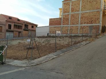 Terreno residencial en venta en Calle Benjamín Palencia
