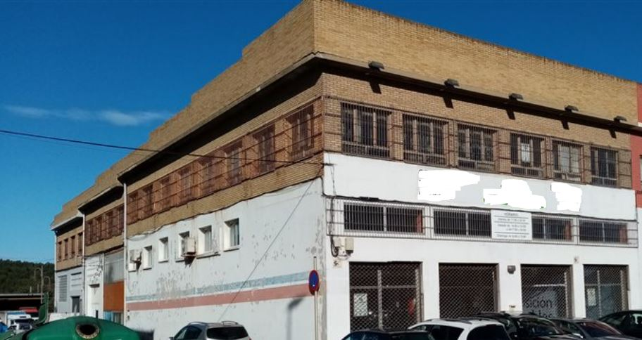 Vista exterior de Local en venta en Torrelavega 