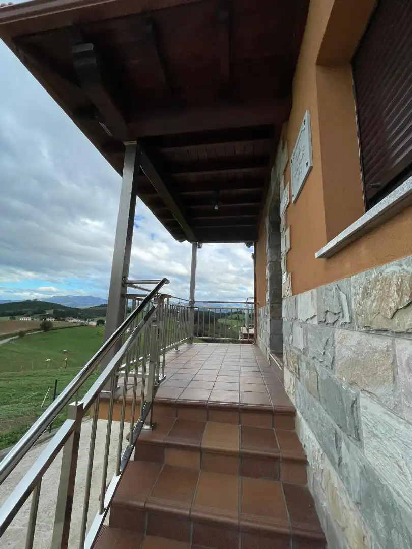 Terraza de Finca rústica de alquiler en Tineo con Calefacción, Jardín privado y Parquet