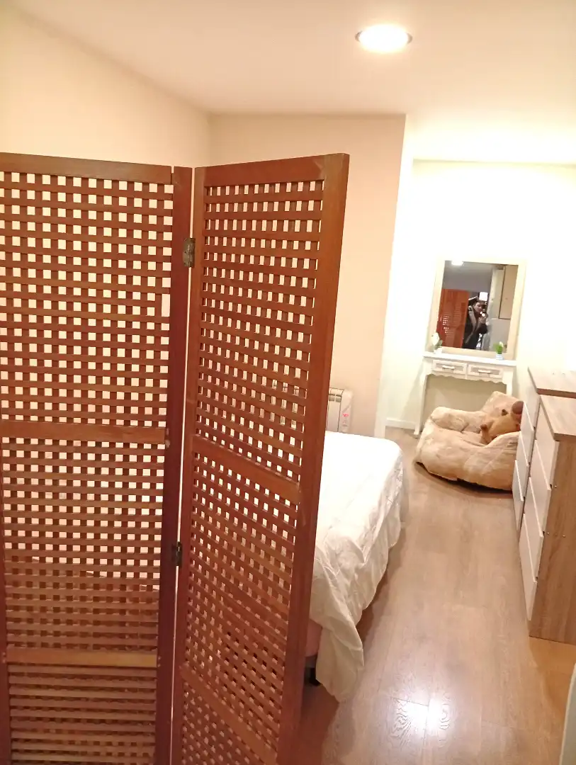 Habitación de Planta baja en venta en Madrid con Aire acondicionado, Calefacción y Jardín privado