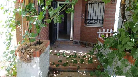 Foto 2 de Casa adosada en venda a Calle el Viso de San Juan, 14, Esquivias, Toledo
