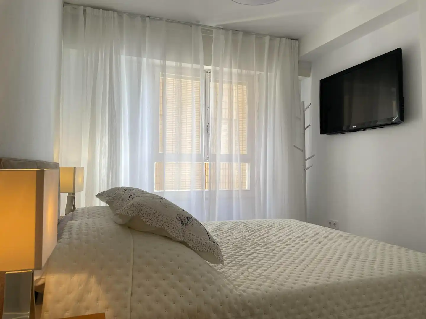 Schlafzimmer von Wohnungen zum Verkauf in Torrevieja mit Klimaanlage, Heizung und Möbliert