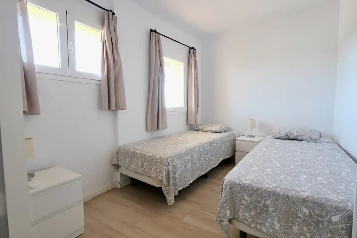 Schlafzimmer von Wohnungen zum Verkauf in Marbella mit Klimaanlage, Terrasse und Alarm