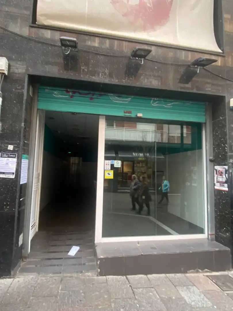 Local comercial en alquiler en Carrer de Valldoreix, imagen 2