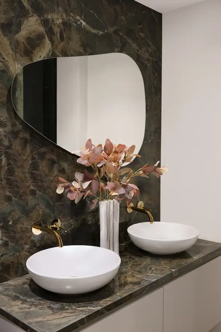 Badezimmer von Dachboden zum Verkauf in Estepona mit Klimaanlage, Terrasse und Abstellraum