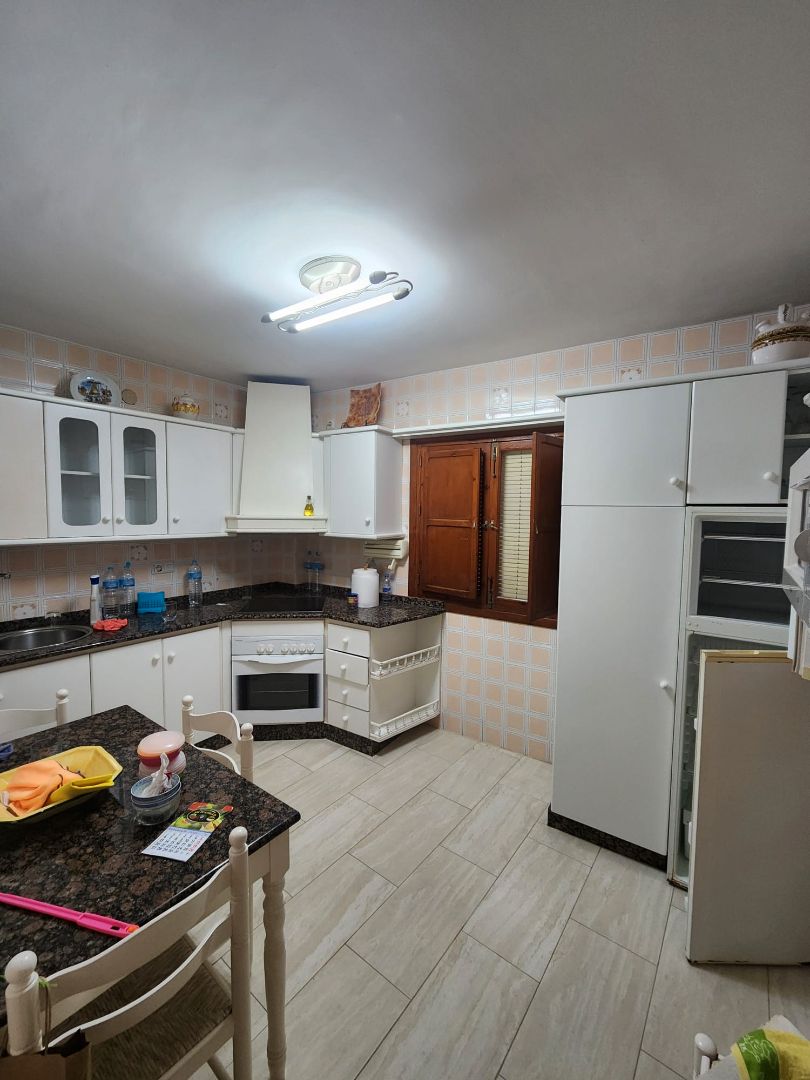 Küche von Einfamilien-Reihenhaus miete in Coín mit Terrasse, Möbliert und Waschmaschine