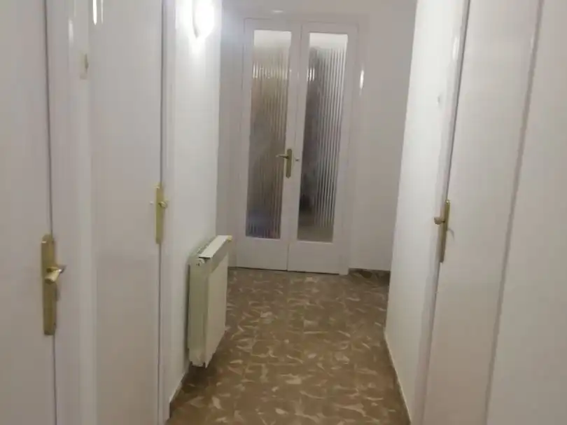 Flat with lift for sale in Carrer de Martí i Julià 43, imagen 2