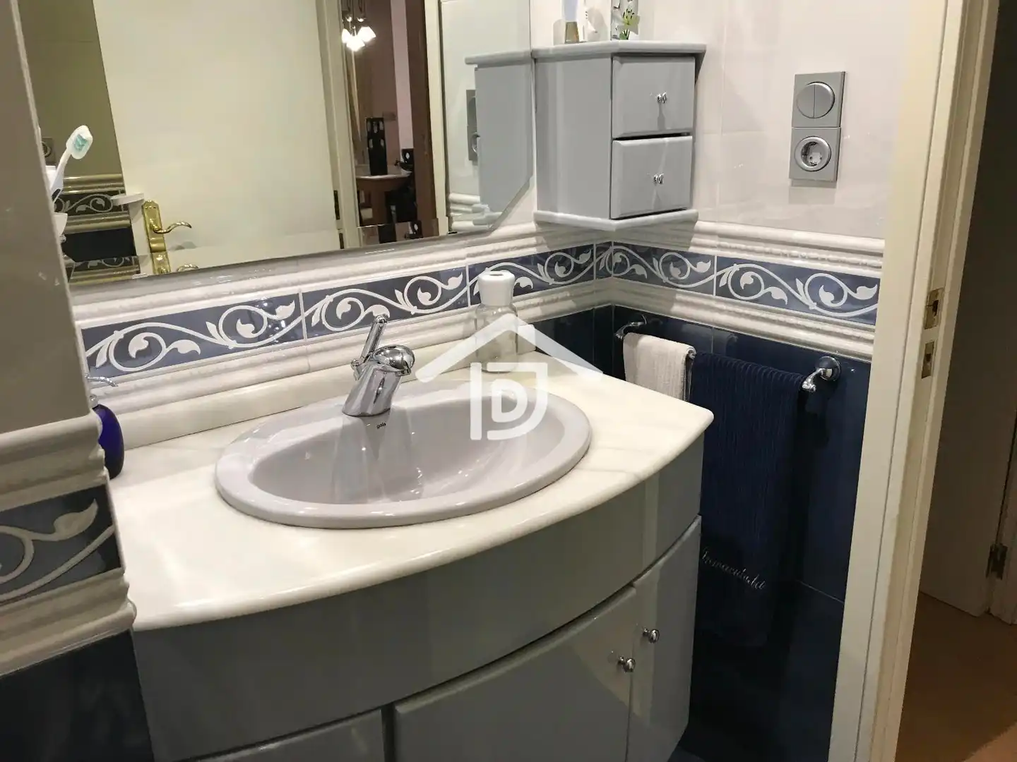 Baño de Piso de alquiler en Paterna con Aire acondicionado, Calefacción y Parquet
